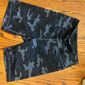Camp biker shorts
